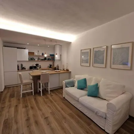 Casa Lägenhet *